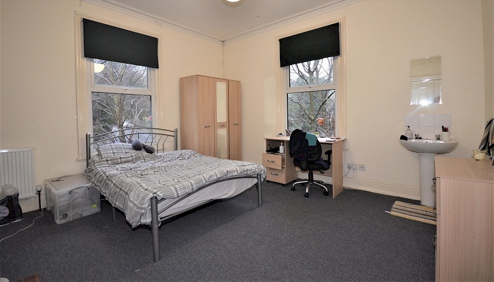 gallery image 05_1-eastgrove-rd-bedroom-4.jpg