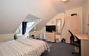 gallery thumbnail z-1-eastgrove-rd-bed-7.jpg