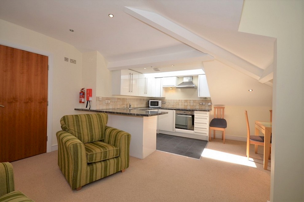 gallery image 02_flat_15_the_rutland_court.jpg