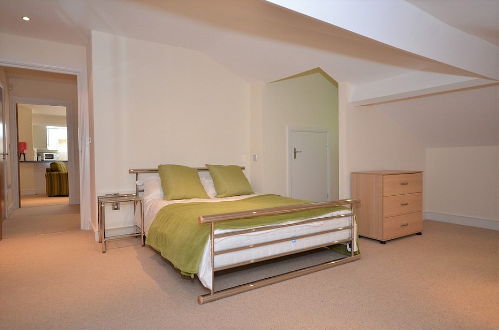 gallery image 03_flat_15_the_rutland_court.jpg