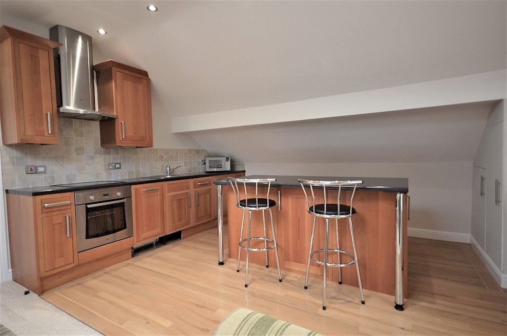 gallery image flat-6-24-victoria-rd-kitchen.jpg