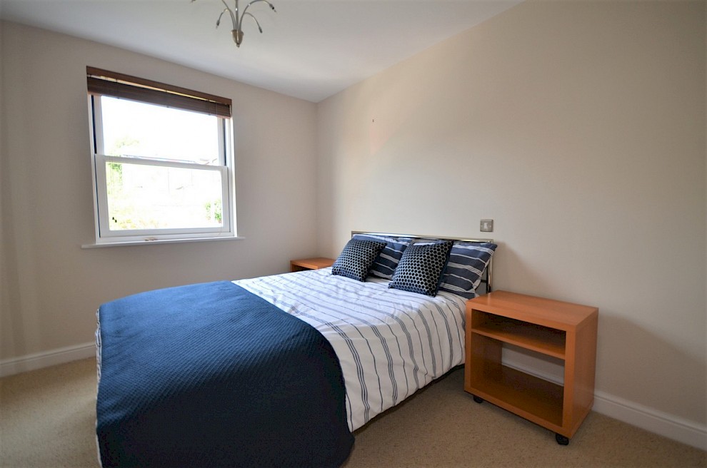 gallery image 05-flat-3-55-wilkinson-st-sheffield.jpg