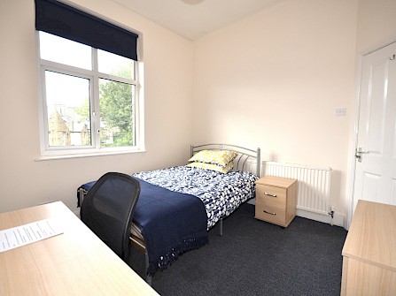42, Brocco Bank, Botanical Gardens, Sheffield S11 8RR - 