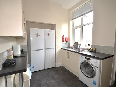 44, Brocco Bank, Botanical Gardens, Sheffield S11 8RR - 