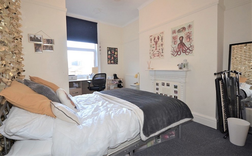 gallery image 47-broomgrove-road-bedroom-4.jpg